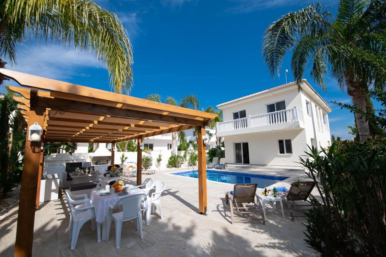 Villa Helena Ayia Napa Eksteriør billede
