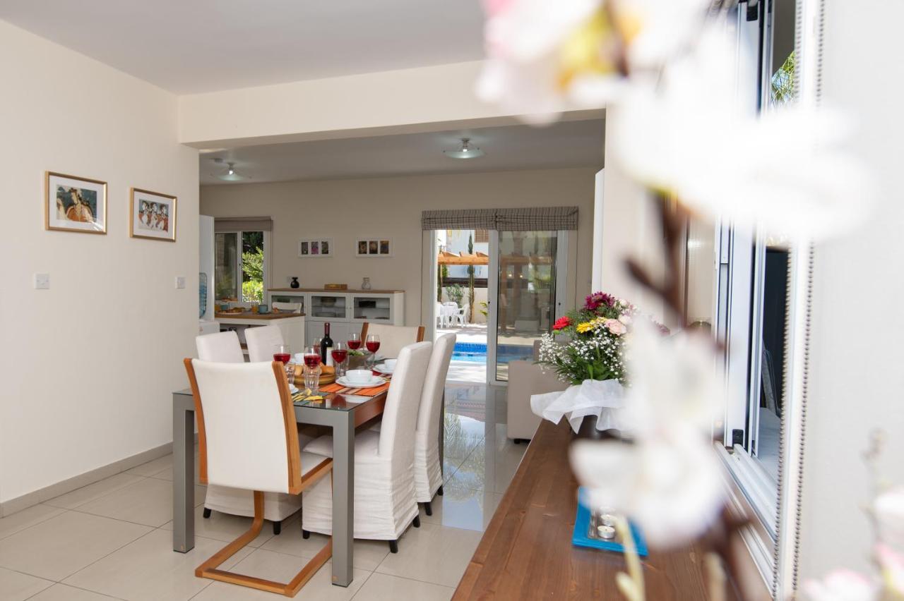 Villa Helena Ayia Napa Eksteriør billede