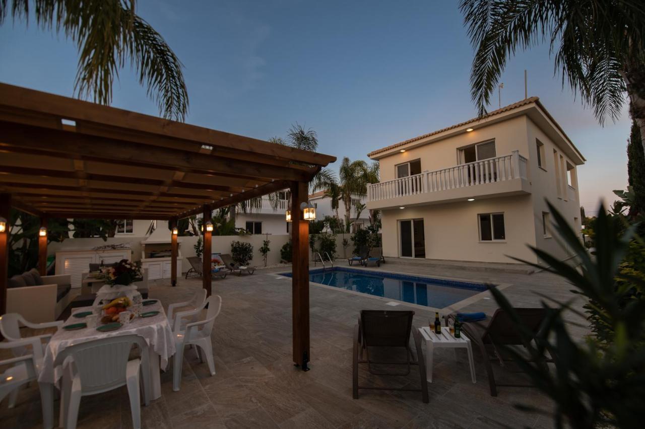 Villa Helena Ayia Napa Eksteriør billede