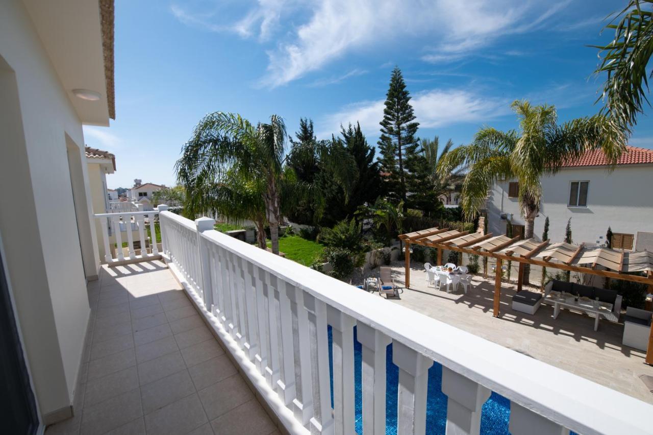 Villa Helena Ayia Napa Eksteriør billede