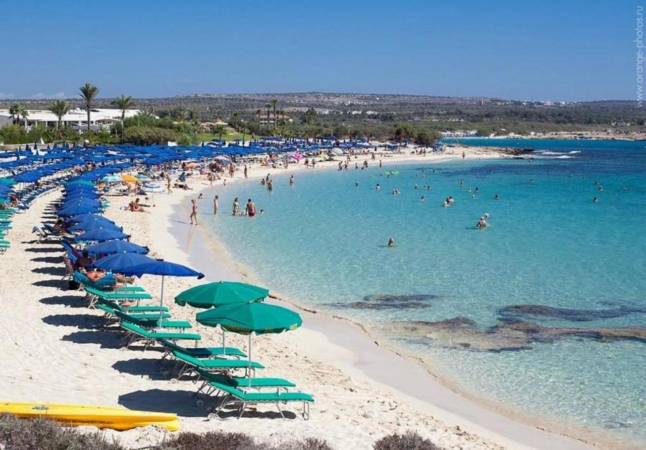 Villa Helena Ayia Napa Eksteriør billede
